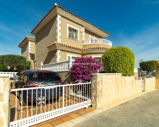 Image No.6-2 Bed Villa for sale