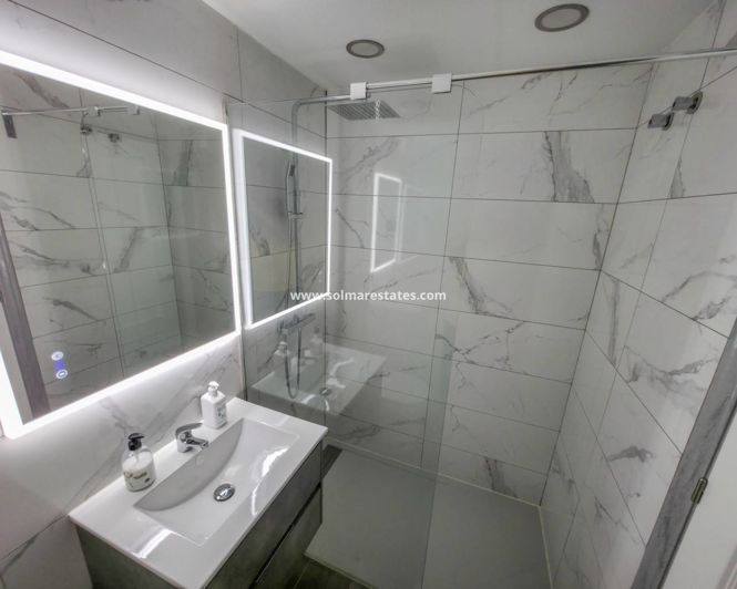 Image No.21-2 Bed Apartment for sale