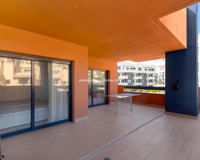 Image No.3-Appartement de 2 chambres à vendre à Villamartin