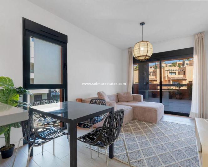 Image No.5-Appartement de 2 chambres à vendre à Villamartin