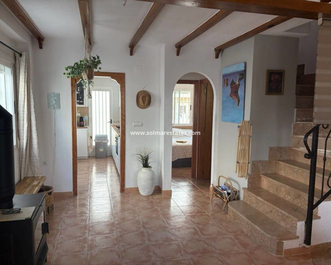 Image No.13-3 Bed Townhouse for sale