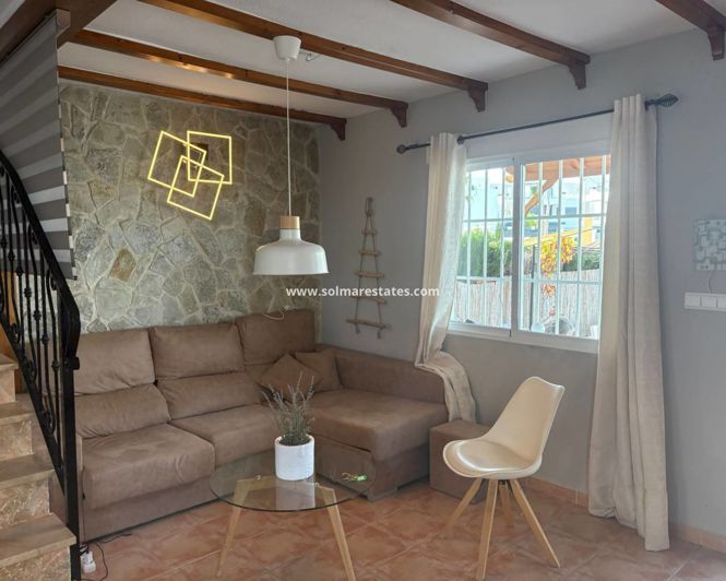 Image No.14-3 Bed Townhouse for sale