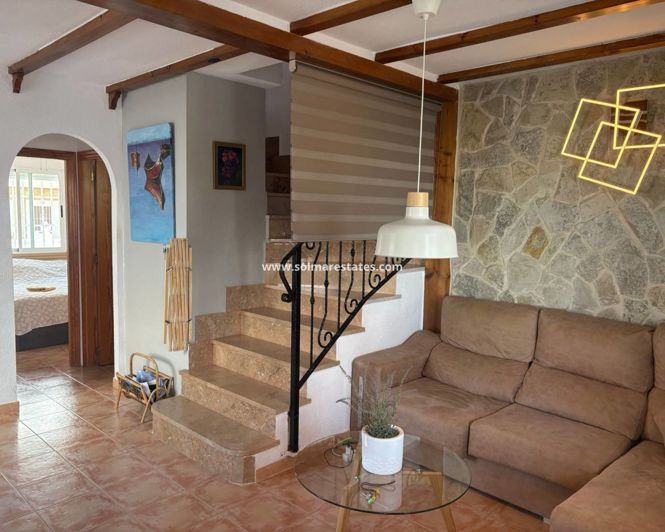 Image No.2-3 Bed Townhouse for sale