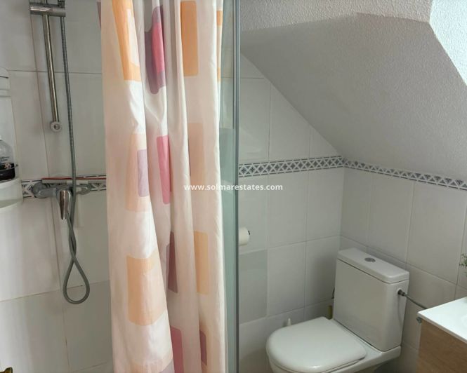 Image No.21-3 Bed Townhouse for sale