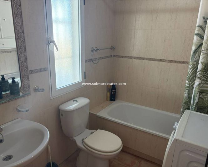 Image No.22-3 Bed Townhouse for sale