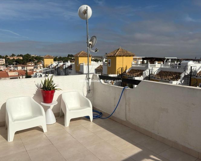 Image No.25-3 Bed Townhouse for sale