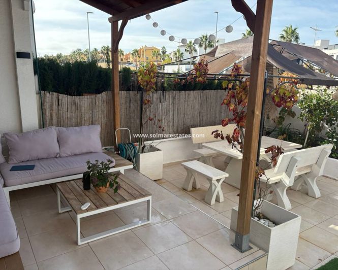 Image No.5-3 Bed Townhouse for sale