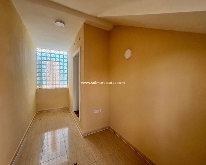 Image No.11-Appartement de 2 chambres à vendre à Playa Flamenca