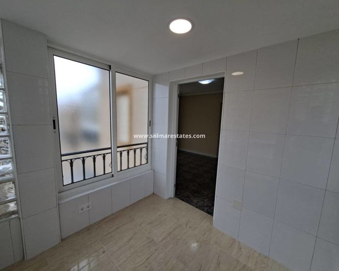 Image No.15-2 Bed Apartment for sale