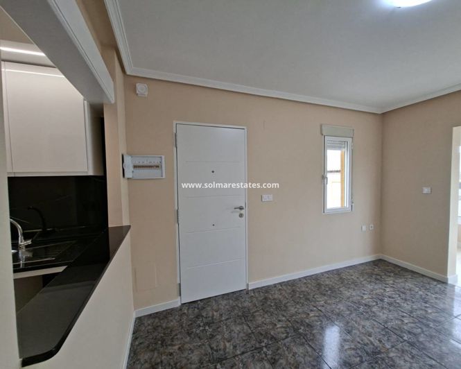 Image No.17-2 Bed Apartment for sale