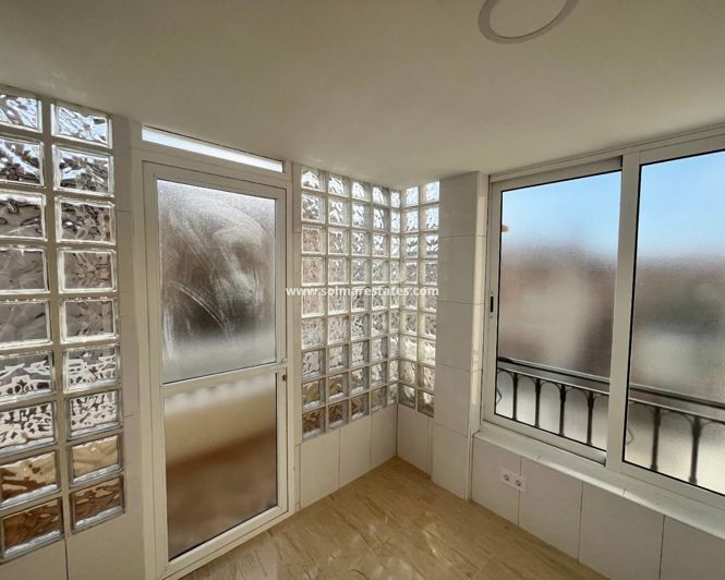Image No.9-Appartement de 2 chambres à vendre à Playa Flamenca