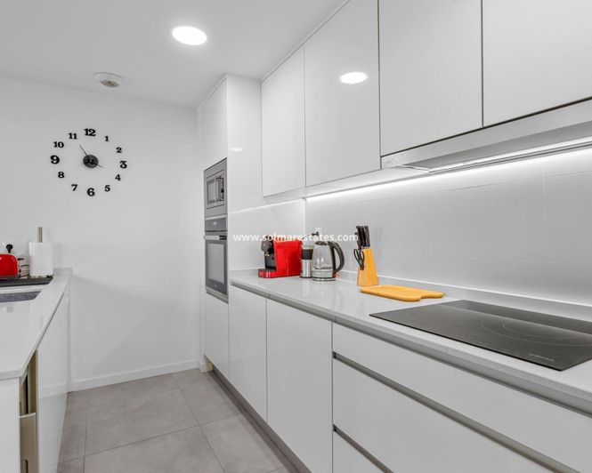 Image No.17-3 Bed Apartment for sale