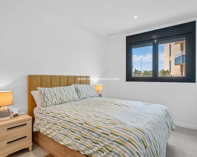Image No.19-3 Bed Apartment for sale