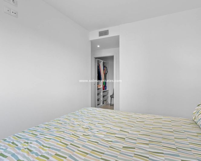 Image No.21-3 Bed Apartment for sale
