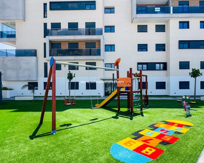 Image No.49-3 Bed Apartment for sale