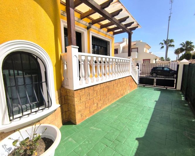 Image No.17-2 Bed House for sale