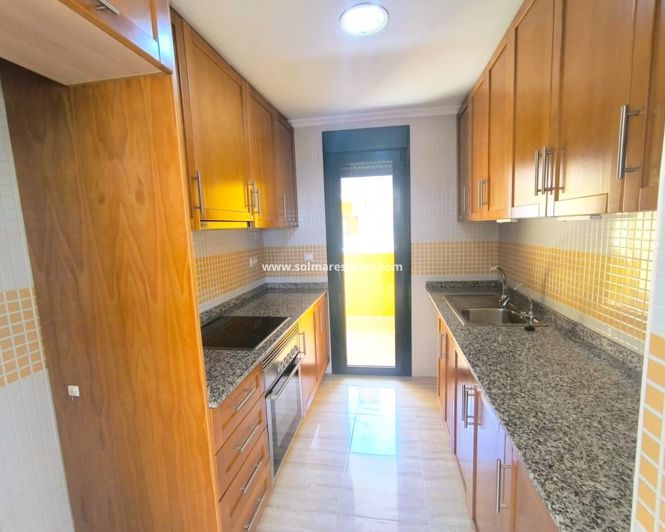 Image No.8-3 Bed House for sale