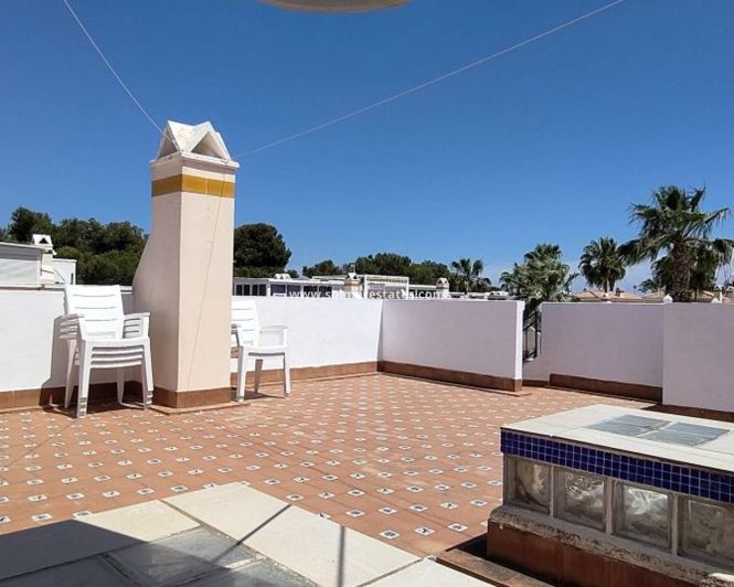 Image No.20-2 Bed Bungalow for sale