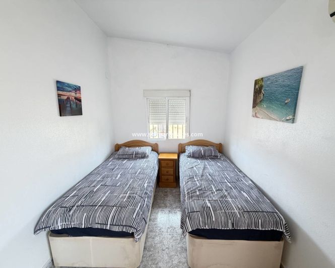 Image No.10-4 Bed Villa for sale