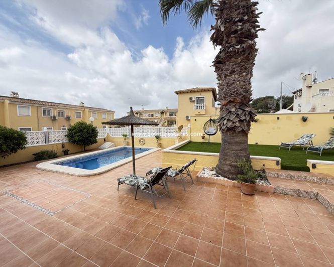 Image No.19-4 Bed Villa for sale