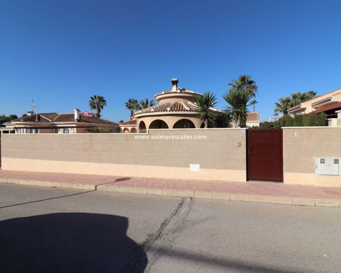 Image No.49-3 Bed Villa for sale