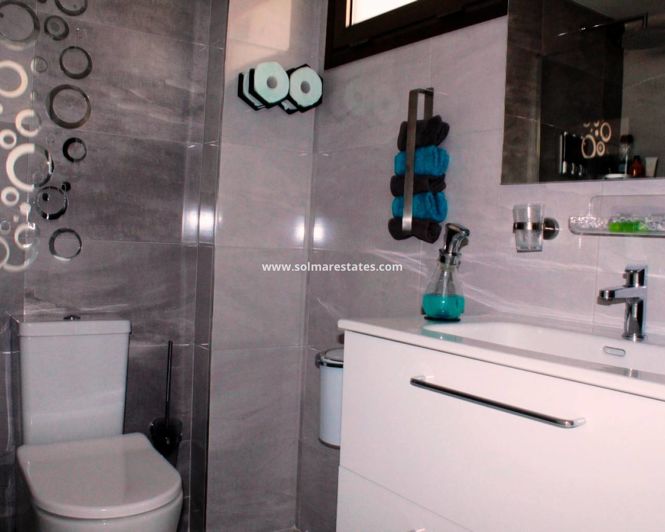 Image No.15-2 Bed Apartment for sale