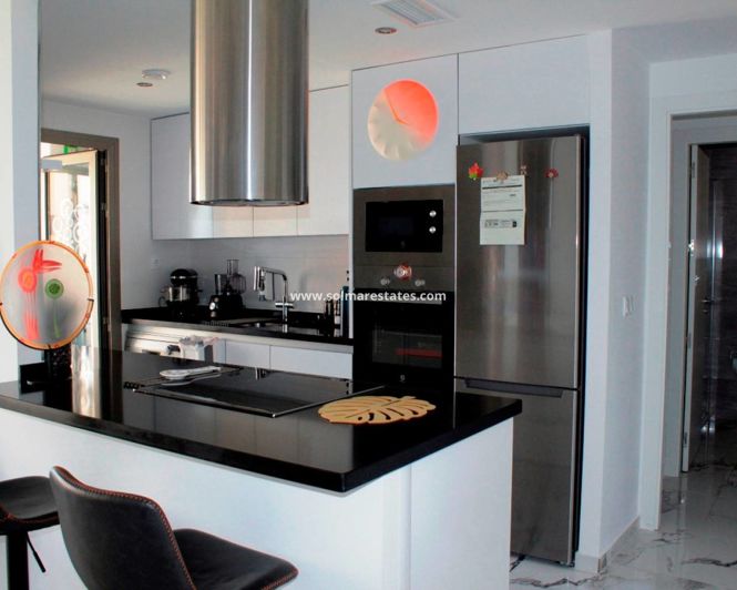 Image No.7-2 Bed Apartment for sale