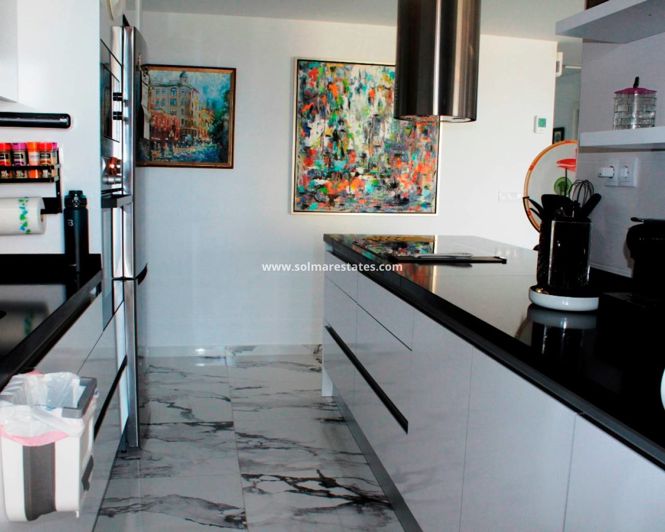 Image No.8-2 Bed Apartment for sale