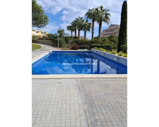 Image No.28-3 Bed Apartment for sale