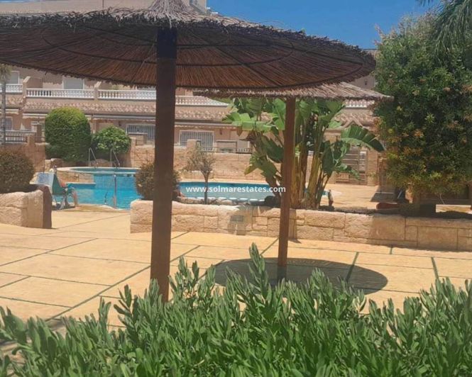 Image No.28-Quad de 3 chambres à vendre à Villamartin