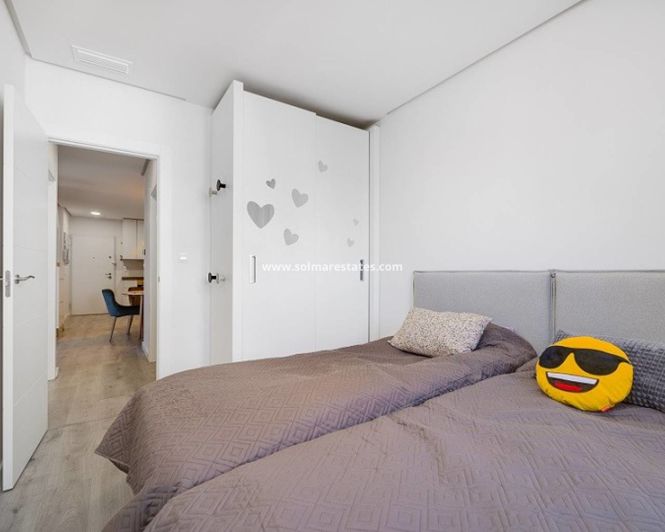 Image No.15-3 Bed Apartment for sale