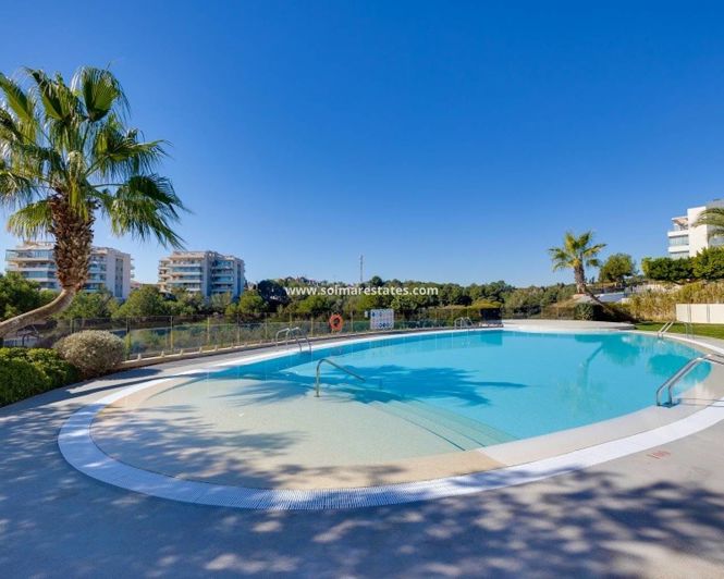 Image No.25-3 Bed Apartment for sale