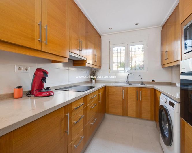 Image No.21-2 Bed Bungalow for sale