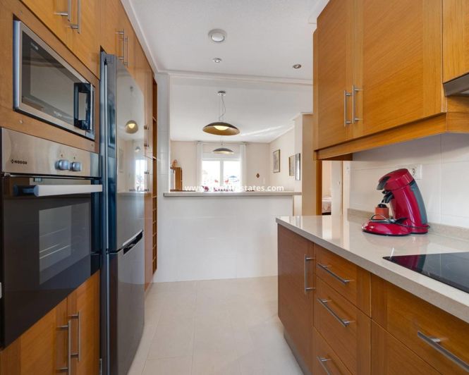 Image No.22-2 Bed Bungalow for sale
