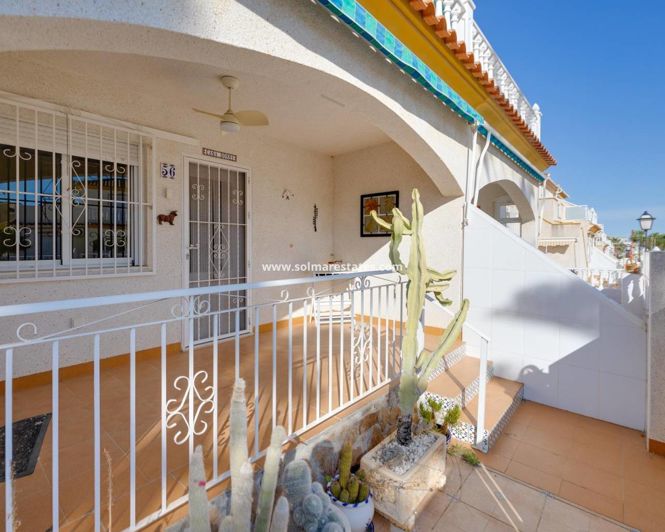Image No.9-Quad de 2 chambres à vendre à Orihuela Costa