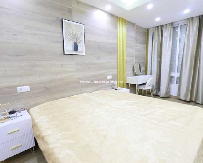Image No.13-4 Bed Apartment for sale