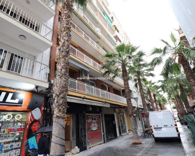 Image No.15-4 Bed Apartment for sale