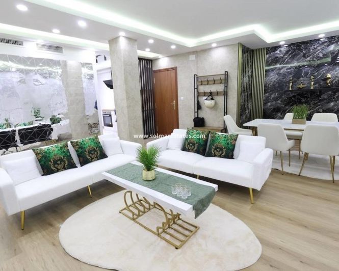 Image No.2-4 Bed Apartment for sale