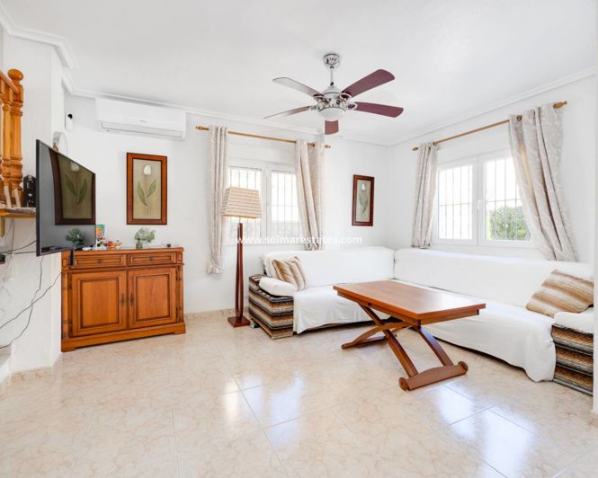 Image No.2-Villa de 3 chambres à vendre à Playa Flamenca
