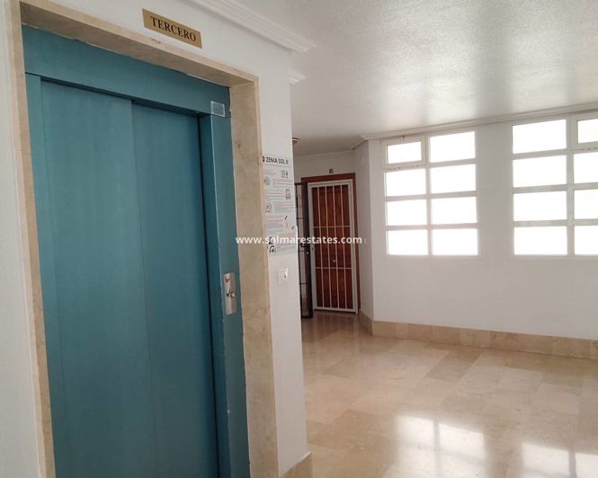 Image No.33-2 Bed Apartment for sale