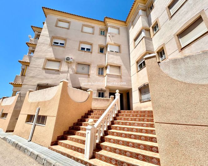 Image No.37-2 Bed Apartment for sale