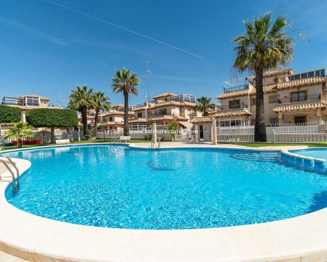 Image No.2-Quad de 2 chambres à vendre à Playa Flamenca