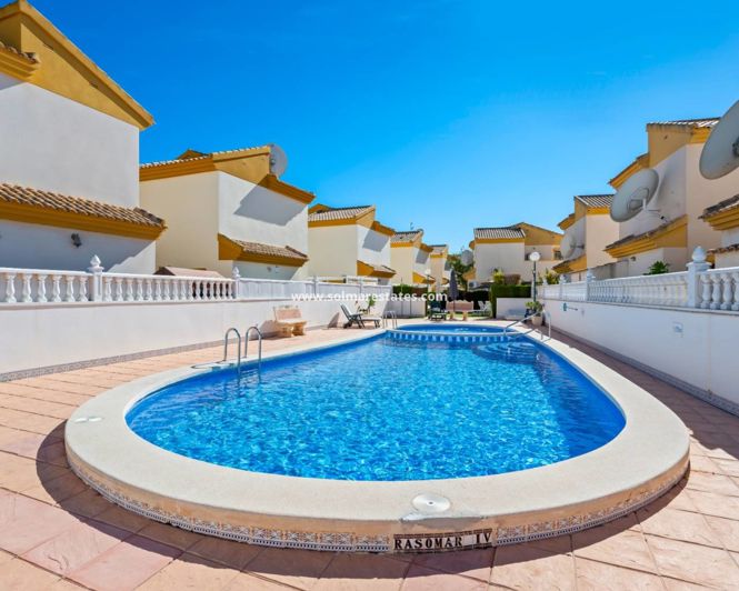 Image No.37-3 Bed Villa for sale