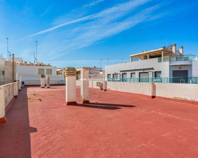 Image No.35-2 Bed Apartment for sale