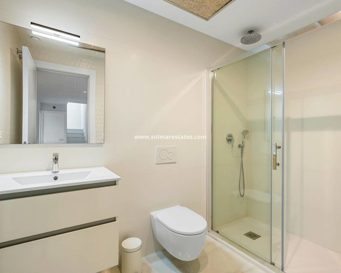 Image No.34-4 Bed Villa for sale