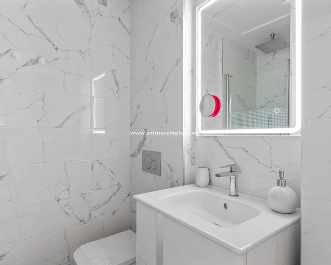 Image No.17-3 Bed Apartment for sale
