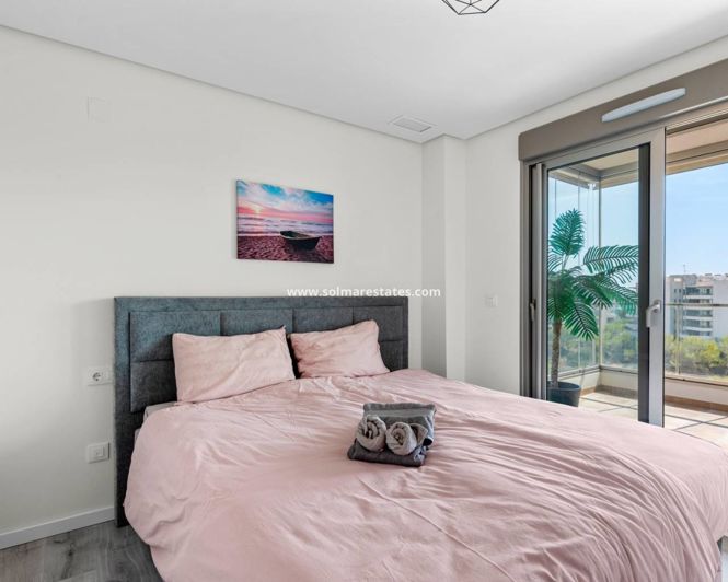 Image No.19-3 Bed Apartment for sale