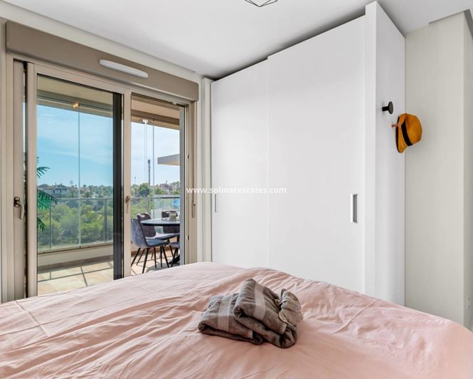 Image No.20-3 Bed Apartment for sale