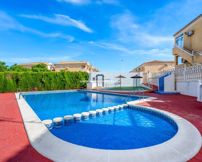 Image No.26-2 Bed Apartment for sale