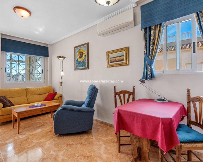 Image No.8-2 Bed Apartment for sale